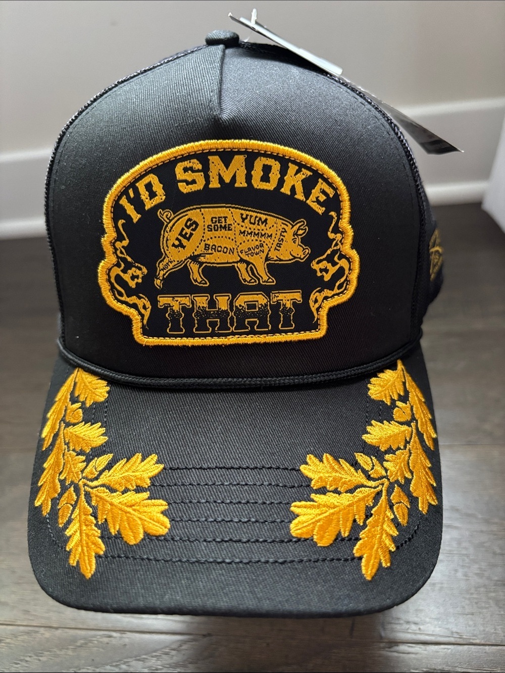 Grunt Style “I’D SMOKE THAT” pig  Embroidered  Logo Canvas/mesh snapback
